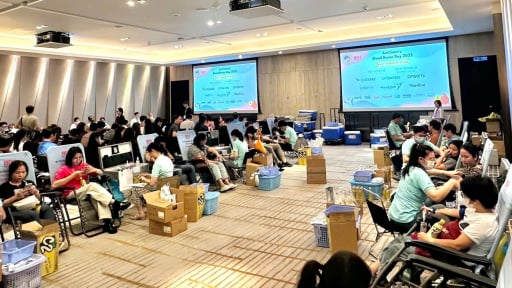 Nhiều doanh nghiệp Mỹ tham gia hiến máu cho bệnh nhân Việt Nam