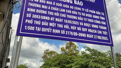 TP.HCM: Cắm bảng cảnh báo dự án bất động sản bị thu hồi