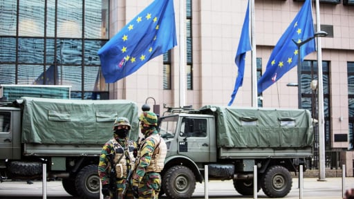 Phương Tây hoảng sợ trước quyết định của EU về Ukraine