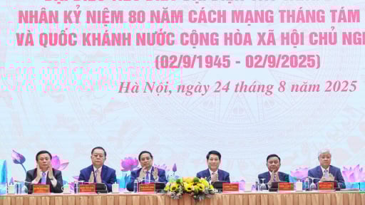 Lãnh đạo Đảng, Nhà nước, MTTQ Việt Nam gặp mặt đại biểu tiêu biểu đại diện các tầng lớp nhân dân