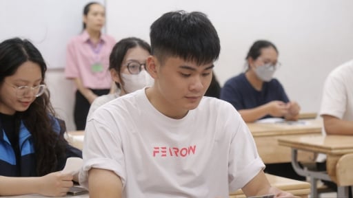 Lịch nhập học Học viện Tài chính 2025 chính thức: Hồ sơ nhập học gồm những gì?