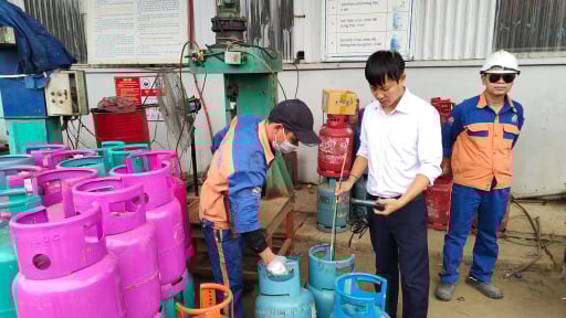 UBND cấp xã có nhiệm vụ quản lý nhà nước về an toàn, vệ sinh lao động như thế nào?