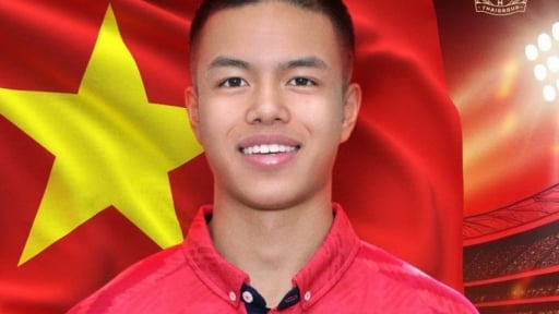 Được HLV Kim Sang-sik triệu tập, tiền vệ Việt kiều Trần Thành Trung nói gì?