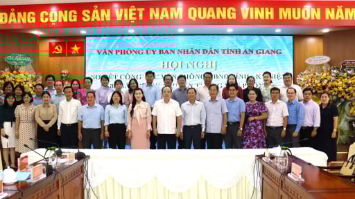 Sau 2 tháng thực hiện chính quyền địa phương hai cấp, Văn phòng UBND tỉnh An Giang tiếp nhận hơn 12.996 văn bản 