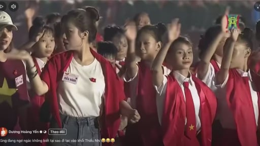 Dương Hoàng Yến lên tiếng vụ bị xếp diễu hành cùng khối Thiếu nhi trong lễ Sơ duyệt A80 tối 27/8