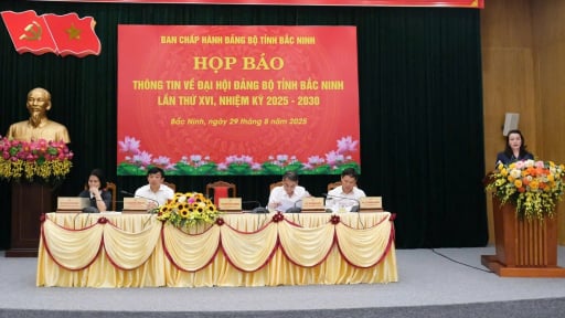 Đại hội Đảng bộ tỉnh Bắc Ninh 2025-2030 sẽ đặt chỉ tiêu tăng trưởng GRDP đạt 11-12%, cao hơn mức Trung ương giao 