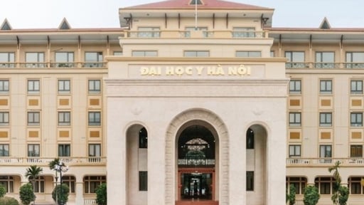 Thí sinh 'ấm ức' dù 28,1 điểm vẫn trượt nhưng người thấp điểm lại đỗ: Trường Đại học Y Hà Nội nói gì?
