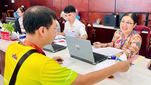 Nông thôn mới chuyển đổi số ở TP HCM có mô hình 'bình dân học vụ số', làm thủ tục “không phân biệt nơi cư trú”