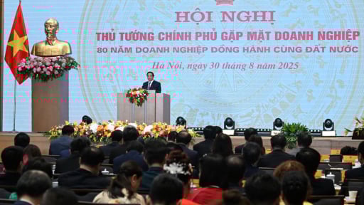 Chào mừng kỷ niệm 50 năm Ngày thành lập Tập đoàn: Petrovietnam - 5 'An' và 5 'Nhất'