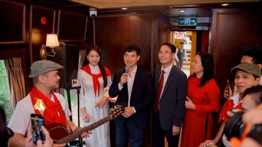 Cục trưởng, Nghệ sĩ Nhân dân Xuân Bắc tiết lộ về tên của chị gái và quê gốc của bố mẹ 