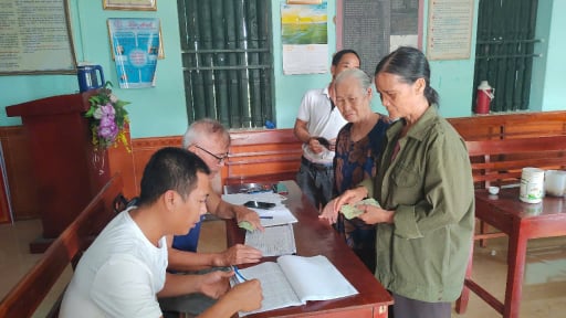 Quà mừng Quốc khánh của Chính phủ đến tay người dân thôn quê tại Bắc Ninh