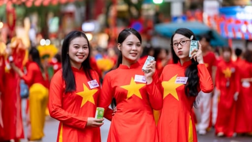 Vinamilk hoà nhịp cùng triệu trái tim mừng 80 năm Quốc Khánh