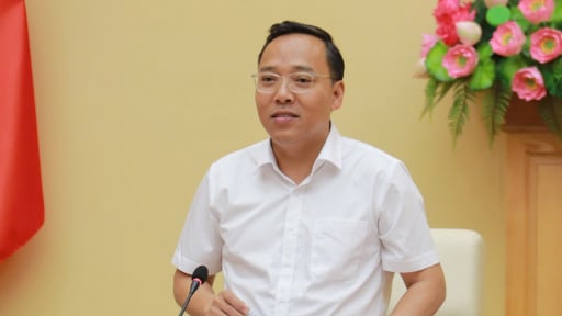 Bộ Công Thương: Phải “làm ngay, làm luôn, không tiến từng bước” khi thực hiện Nghị quyết về năng lượng của Bộ Chính trị
