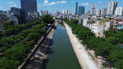 Màu nước sông Tô Lịch ra sao sau thời điểm ấn định 'hồi sinh'?