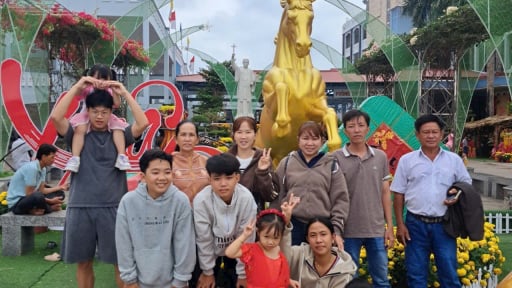 B&agrave;i dự thi 'Ng&agrave;y mai trong mắt em': 'T&ocirc;i lu&ocirc;n tin rằng ng&agrave;y mai sẽ s&aacute;ng hơn h&ocirc;m nay'