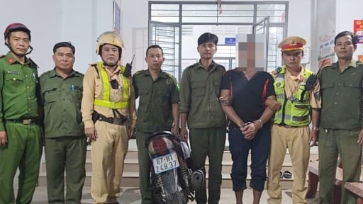 TIN N&Oacute;NG 24 GIỜ QUA: Nghẹt thở truy bắt nghi phạm li&ecirc;n quan đến vụ &aacute;n mạng; ph&aacute; đường d&acirc;y c&aacute; độ b&oacute;ng đ&aacute; m&ugrave;a World Cup