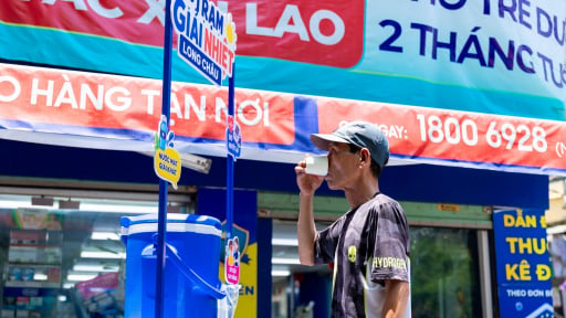 Long Ch&acirc;u mở hơn 1.000 trạm giải nhiệt to&agrave;n quốc, tiếp sức người lao động giữa &ldquo;chảo lửa&rdquo; m&ugrave;a h&egrave; 