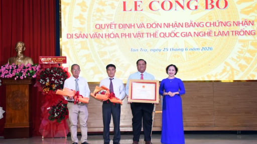 L&agrave;ng nghề trống hơn 150 năm tuổi được c&ocirc;ng nhận Di sản văn h&oacute;a phi vật thể quốc gia