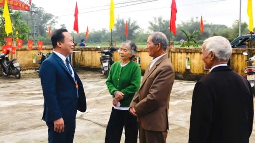 S&aacute;p nhập th&ocirc;n, tổ d&acirc;n phố mới nhất ở Quảng Trị: X&atilde; c&oacute; vị tiến sĩ đầu ti&ecirc;n xứ Đ&agrave;ng Trong giảm từ 17 c&ograve;n 9 th&ocirc;n