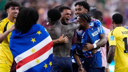 ĐT Cape Verde: Từ v&ograve;ng loại đầu ti&ecirc;n năm 2000 đến m&agrave;n ra mắt World Cup sau h&agrave;nh tr&igrave;nh tăng tốc thần kỳ