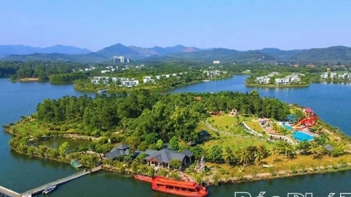 S&aacute;p nhập th&agrave;nh c&ocirc;ng tỉnh Vĩnh Ph&uacute;c cũ, tỉnh Ph&uacute; Thọ mới c&oacute; một hồ nước ngọt đẹp như phim, bắt đầu đ&agrave;o từ năm 1959