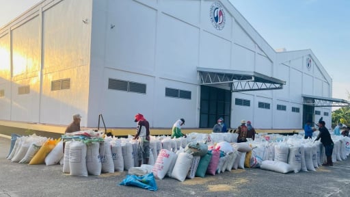Philippines, nước mua gạo nhiều nhất thế giới tạm ngừng giao dịch trong th&aacute;ng 6, gi&aacute; gạo của Việt Nam thế n&agrave;o?