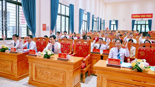 Phường Vĩnh Ph&uacute;c, tỉnh Ph&uacute; Thọ mới (địa phận th&agrave;nh phố Vĩnh Y&ecirc;n cũ), đại biểu HĐND chất vấn mấy vấn đề quan trọng n&agrave;y