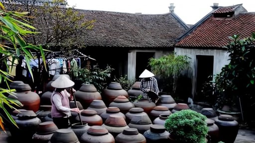 B&agrave;i dự thi 'Kể c&acirc;u chuyện Việt Nam': Những người thổi hồn cho m&aacute;i nh&agrave; truyền thống của người Việt