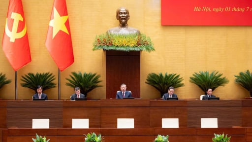 Chuyển trọng t&acirc;m từ tinh gọn bộ m&aacute;y sang n&acirc;ng hiệu quả ch&iacute;nh quyền 3 cấp