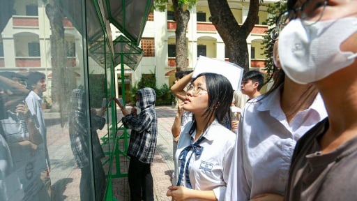 Top 100 th&iacute; sinh c&oacute; điểm khối A, B, C, D thi tốt nghiệp THPT 2026 cao nhất