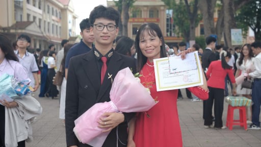 Thủ khoa khối A00 thi tốt nghiệp THPT năm 2026 với 3 điểm 10 tuyệt đối: L&agrave; 'gương mặt đ&aacute;ng nể' của Bắc Ninh