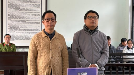Cựu Gi&aacute;m đốc Đại học Huế lĩnh 13 năm t&ugrave; v&igrave; Lạm dụng chức vụ chiếm đoạt t&agrave;i sản