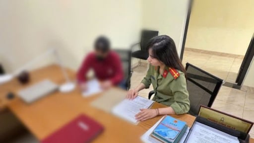 Đăng ảnh người kh&aacute;c l&ecirc;n Facebook để 'b&oacute;c phốt' c&oacute; thể bị phạt bao nhi&ecirc;u tiền?