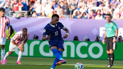 Mbappe gi&uacute;p Ph&aacute;p vượt qua Paraguay, thiết lập cuộc đại chiến với Morocco ở tứ kết World Cup 2026