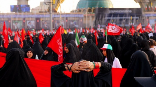 H&agrave;ng triệu người kh&oacute;c thương, thề trả th&ugrave; cho cố l&atilde;nh tụ tối cao Iran Khamenei 