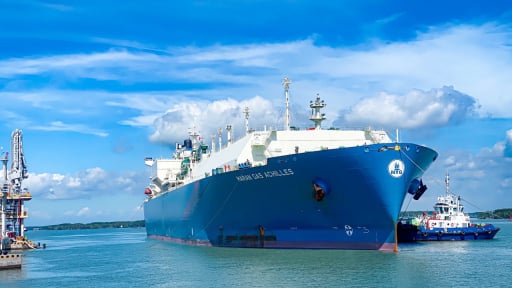 PV GAS k&yacute; Hợp đồng mua LNG định hạn đầu ti&ecirc;n của Việt Nam giai đoạn 2027 &ndash;  2031