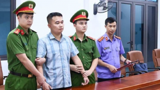 Ph&ecirc; chuẩn lệnh bắt khẩn cấp gi&aacute;o vi&ecirc;n Trường Chuy&ecirc;n Tuy&ecirc;n Quang li&ecirc;n quan điểm thi bất thường
