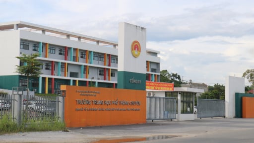 Chiều nay họp b&aacute;o cung cấp th&ocirc;ng tin vụ 147 điểm 10 To&aacute;n ở Trường THPT Chuy&ecirc;n Tuy&ecirc;n Quang