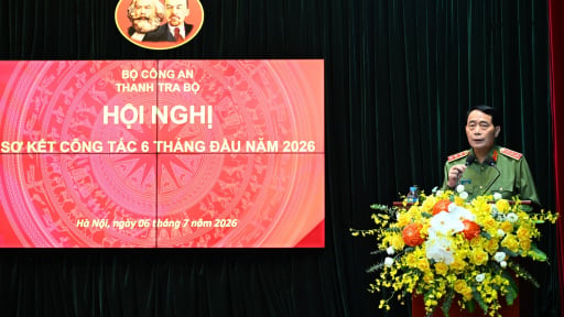 Thượng tướng L&ecirc; Quốc H&ugrave;ng y&ecirc;u cầu Thanh tra C&ocirc;ng an  kh&ocirc;ng để xảy ra t&igrave;nh trạng lạm quyền, nhũng nhiễu
