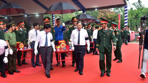  Ph&oacute; Thủ tướng Thường trực Ch&iacute;nh phủ dự Lễ viếng, truy điệu, an t&aacute;ng 173 h&agrave;i cốt liệt sĩ hy sinh tại Campuchia
