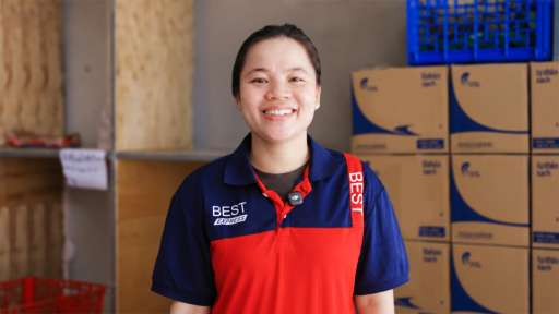 Từ cơ duy&ecirc;n đến th&agrave;nh c&ocirc;ng trong ng&agrave;nh chuyển ph&aacute;t nhanh 