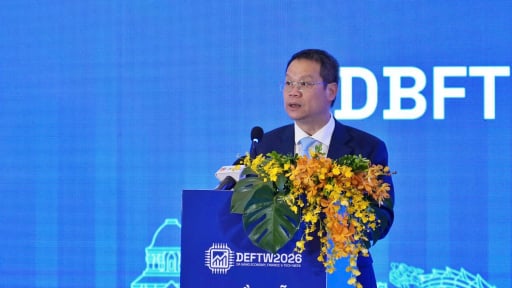 Chủ tịch Đ&agrave; Nẵng: Th&agrave;nh phố kh&ocirc;ng xin cơ chế để ph&aacute;t triển ri&ecirc;ng m&igrave;nh