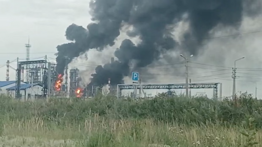  &Ocirc;ng Zelensky tuy&ecirc;n bố to&agrave;n bộ v&ugrave;ng Siberia của Nga đ&atilde; trong tầm bắn ch&iacute;nh x&aacute;c của Ukraine