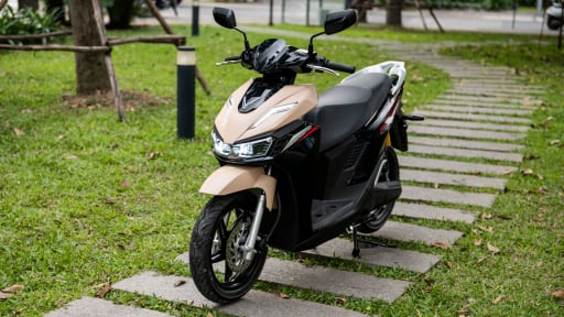 VinFast Viper đổi pin tiện, leo dốc khỏe: Xe điện cho người th&iacute;ch chất thể thao