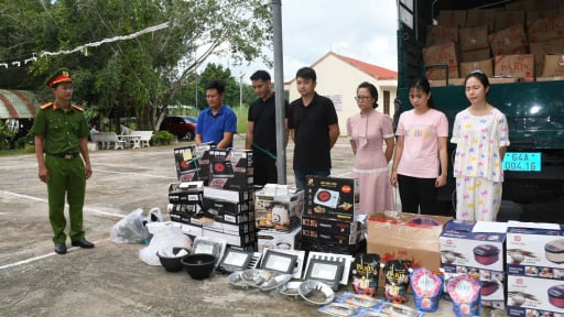 Mua đồ gia dụng Trung Quốc gi&aacute; rẻ, về n&ocirc;ng th&ocirc;n b&aacute;n gi&aacute; tiền triệu, thu lợi h&agrave;ng tỷ đồng, 6 người bị bắt