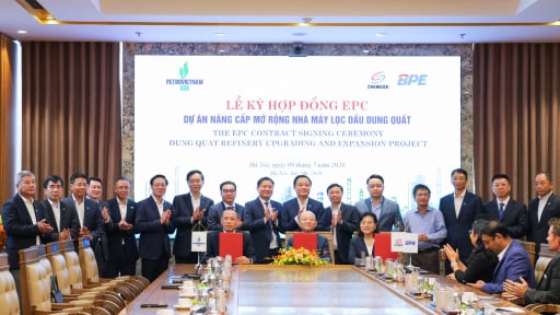K&yacute; kết Hợp đồng EPC v&agrave; Hợp đồng PMC Dự &aacute;n N&acirc;ng cấp, mở rộng Nh&agrave; m&aacute;y Lọc dầu Dung Quất 