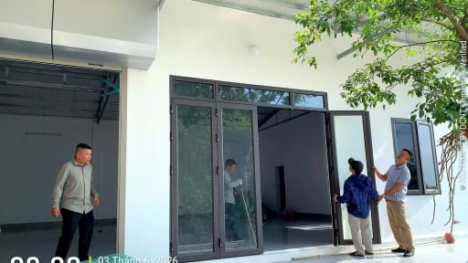 Trung t&acirc;m Dịch vụ sự nghiệp c&ocirc;ng phường Nam Định giải tỏa vi phạm vỉa h&egrave;, h&agrave;nh lang an to&agrave;n giao th&ocirc;ng, trật tự đ&ocirc; thị 