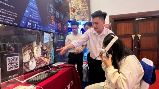 TS. Đặng Minh Tuấn: Đ&agrave; Nẵng sở hữu lợi thế lớn để ph&aacute;t triển ng&agrave;nh c&ocirc;ng nghiệp b&aacute;n dẫn