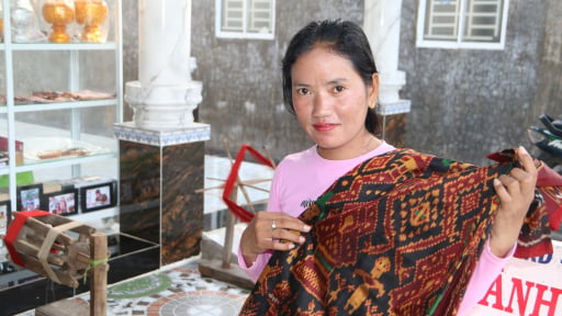L&agrave;ng n&agrave;y ở An Giang, trăm năm vẫn l&agrave;m thứ g&igrave; m&agrave; tới nay lắm người t&ograve; m&ograve; đến xem?