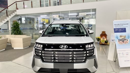 Bất ngờ l&yacute; do &ocirc; t&ocirc; 7 chỗ Hyundai Stargazer ưu đ&atilde;i 'khủng', rẻ hơn KIA Morning